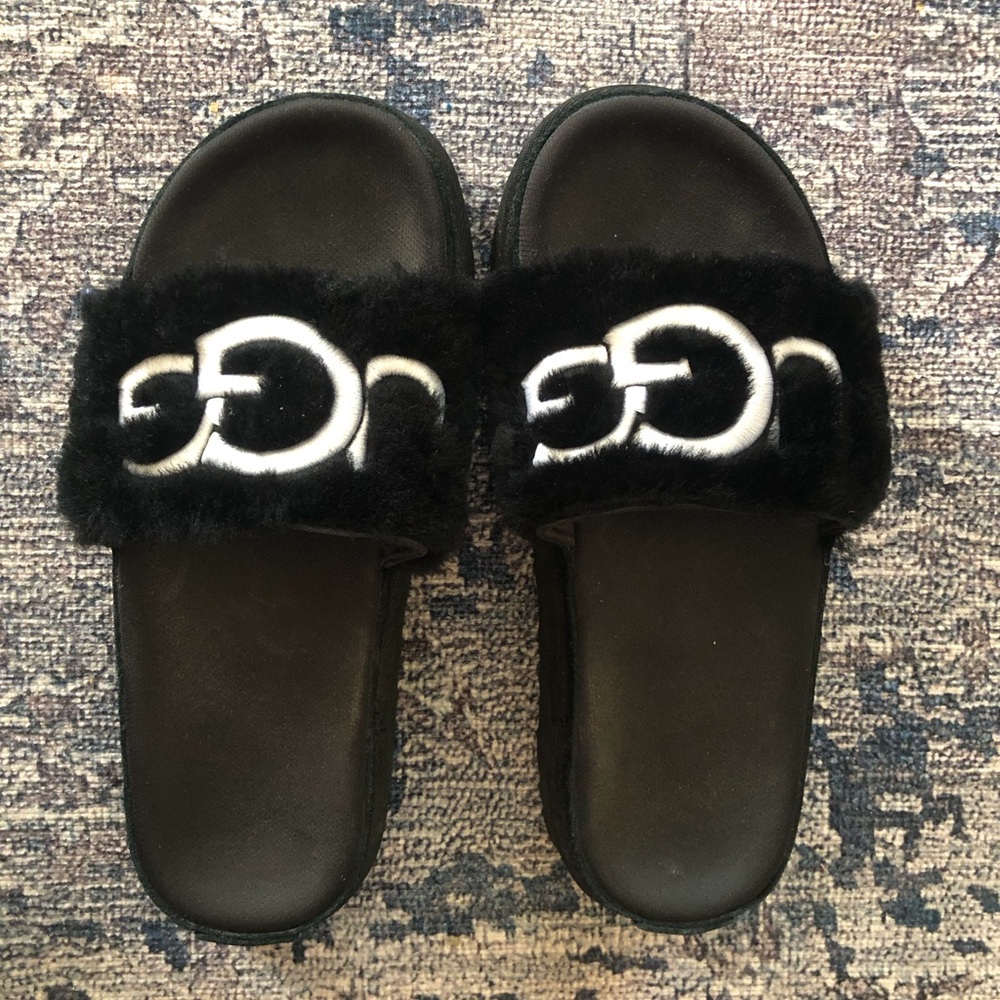 UGG Laton Fur Slides